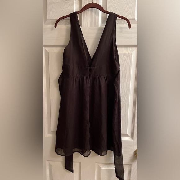 BROWN~V CUT~DRESS~2025 HOT COLOR~M - Picture 2 of 9